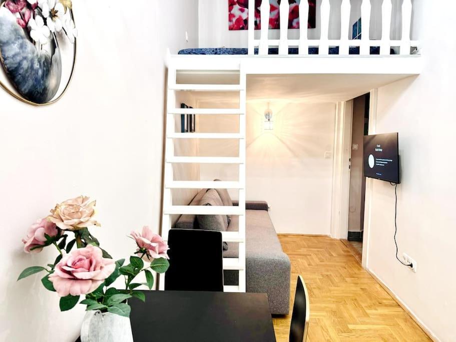 F2 Ultra Central Danube Loft Budapeszt Zewnętrze zdjęcie
